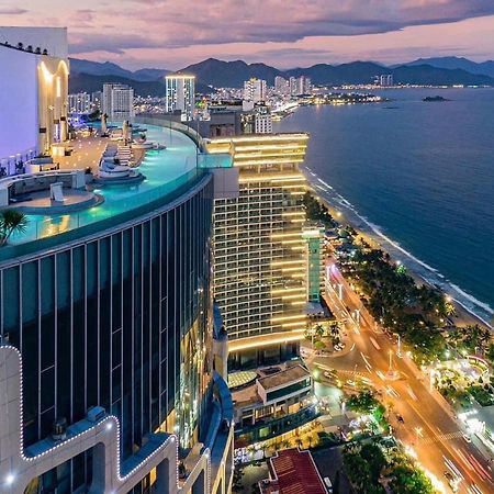 Panorama Beachfront Nha Trang Exterior photo