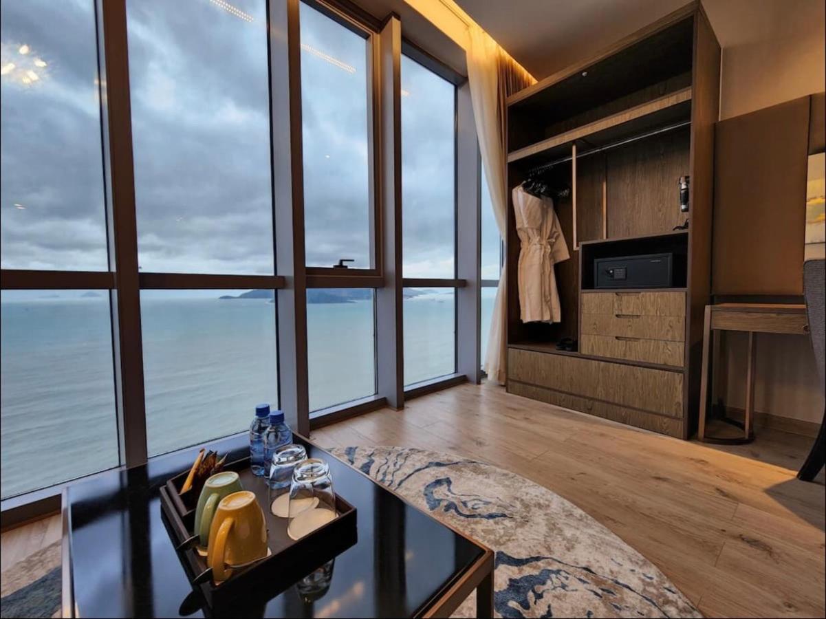 Panorama Beachfront Nha Trang Exterior photo