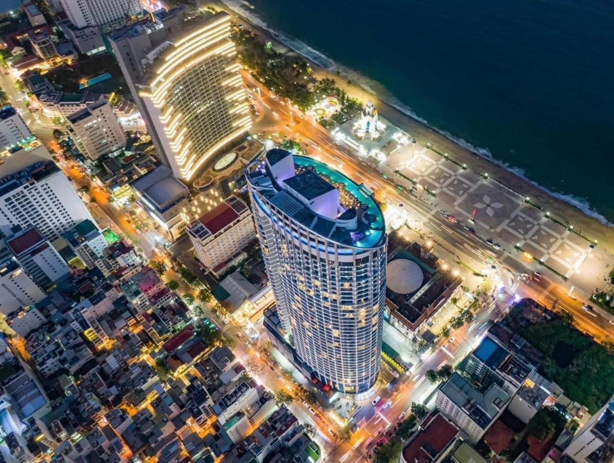 Panorama Beachfront Nha Trang Exterior photo